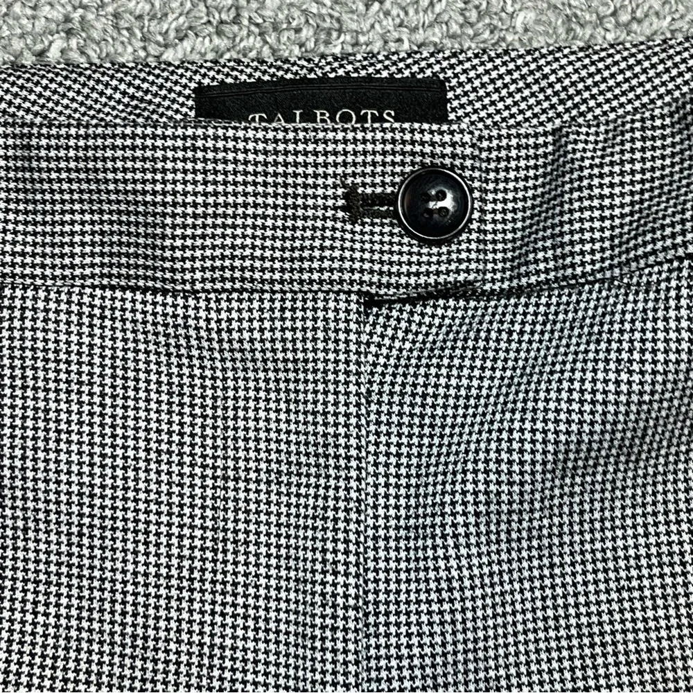 Talbots Houndstooth Plaid Pleated Wide Leg Pants Womens Size 6 Gray Stretch